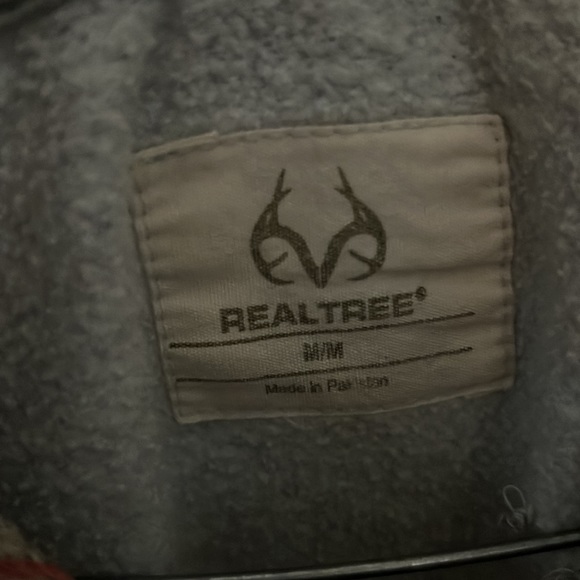 Realtree, light grey hoodie. - Picture 2 of 2